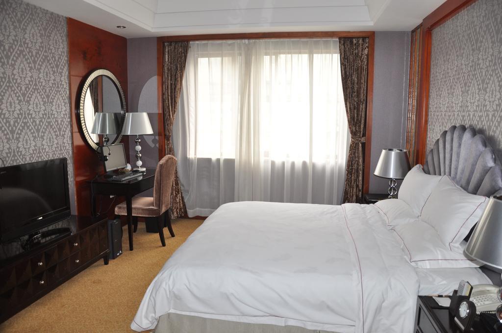 Country Garden Phoenix Hotel Jingmen Екстер'єр фото