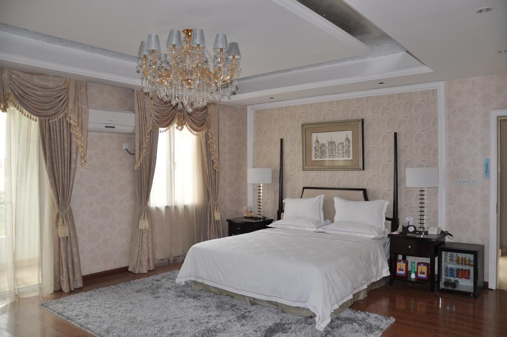 Country Garden Phoenix Hotel Jingmen Екстер'єр фото