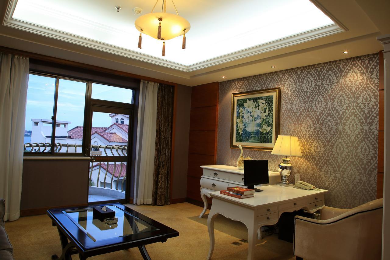 Country Garden Phoenix Hotel Jingmen Екстер'єр фото