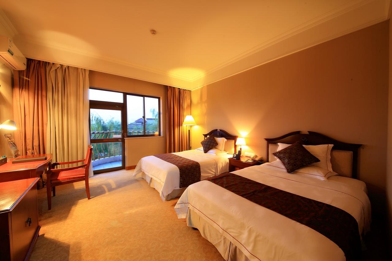 Country Garden Phoenix Hotel Jingmen Екстер'єр фото
