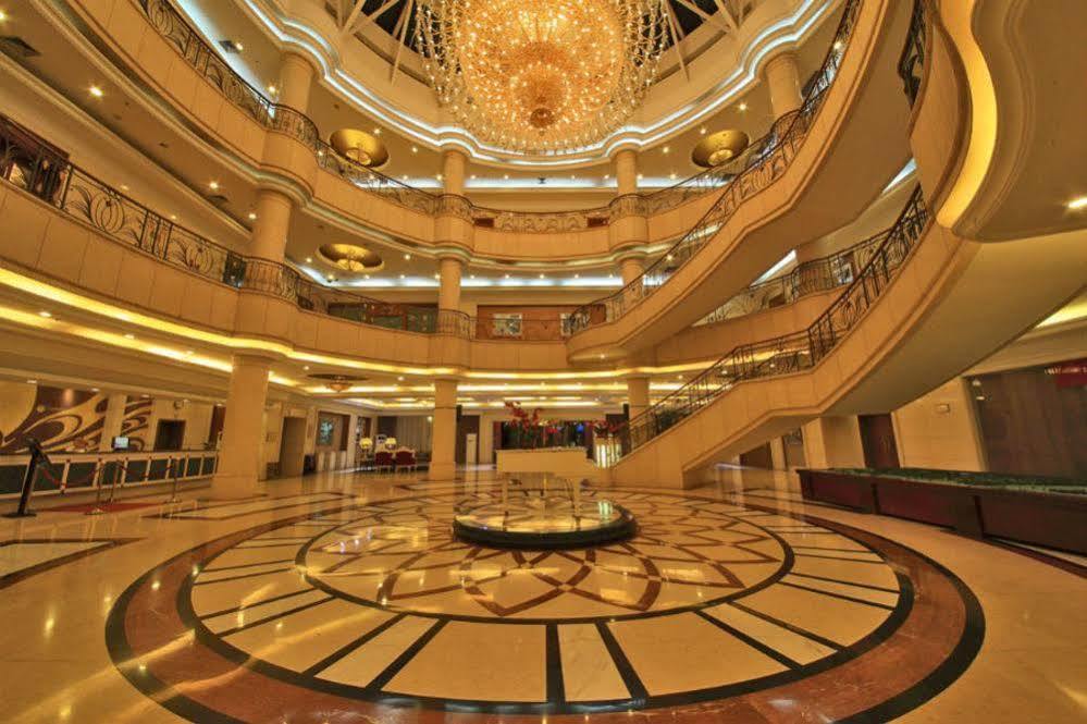 Country Garden Phoenix Hotel Jingmen Екстер'єр фото