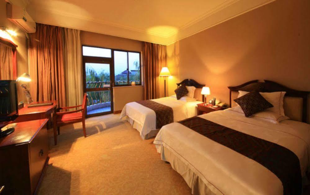 Country Garden Phoenix Hotel Jingmen Екстер'єр фото