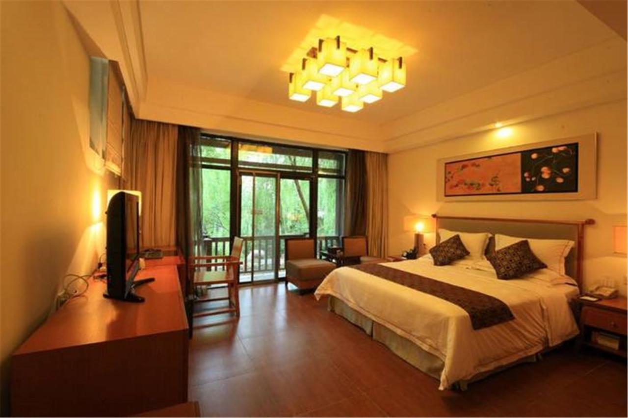 Country Garden Phoenix Hotel Jingmen Екстер'єр фото