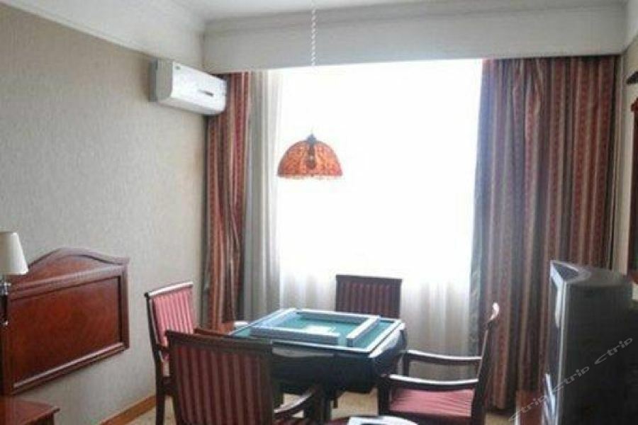 Country Garden Phoenix Hotel Jingmen Екстер'єр фото