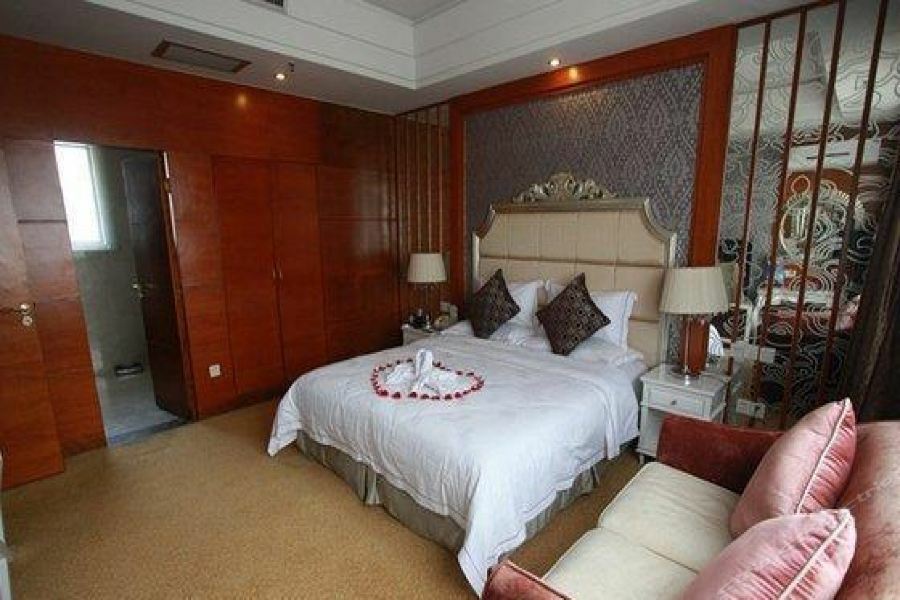 Country Garden Phoenix Hotel Jingmen Екстер'єр фото